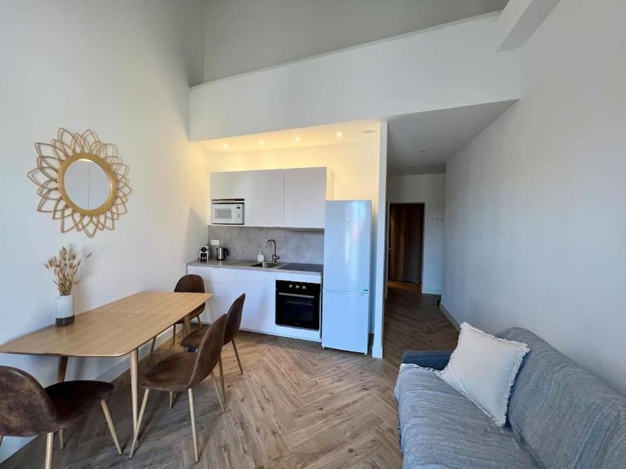 Soho - Le Corner Montpellier Lägenhet Exteriör bild